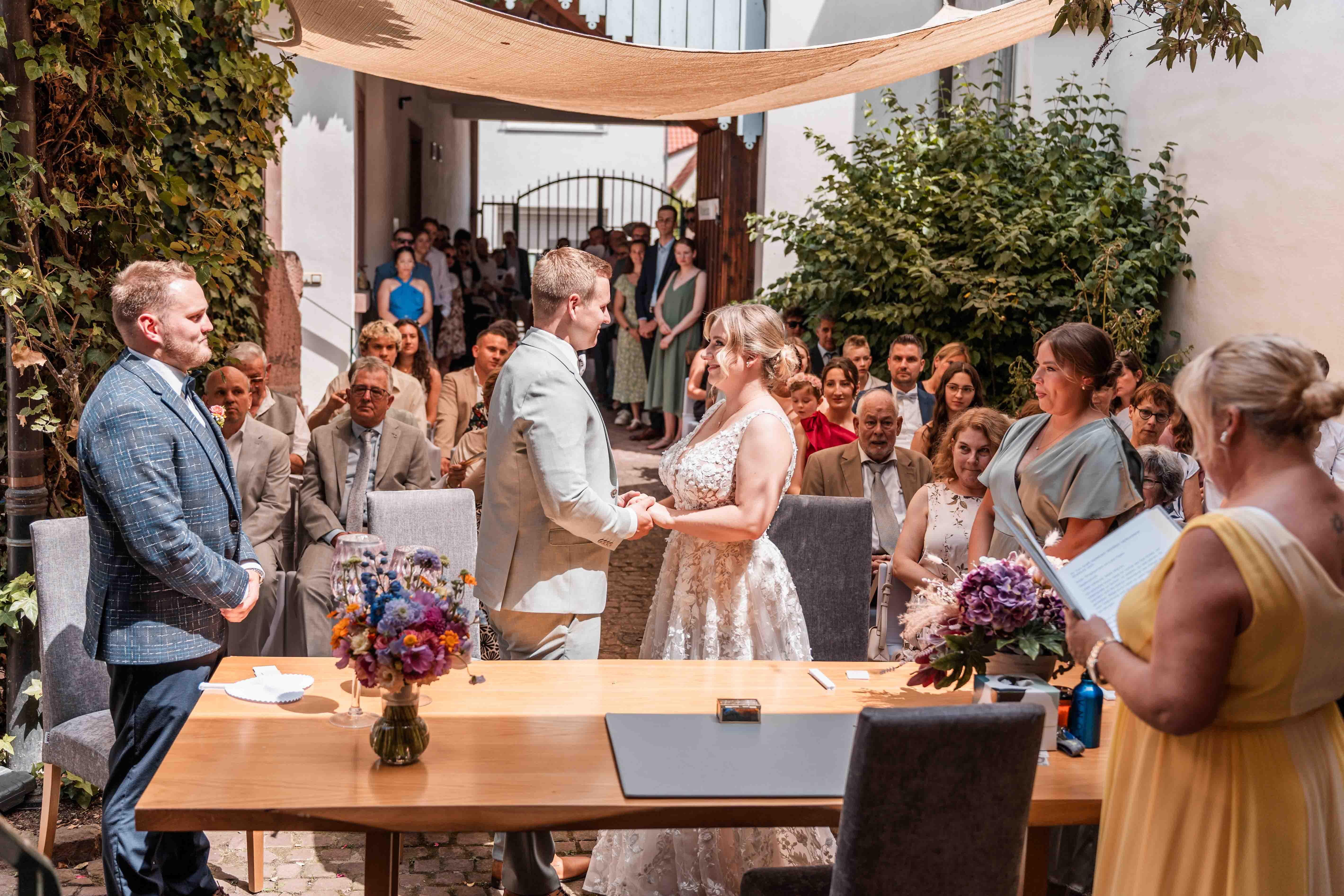 Hochzeitspaar Bokeria Mannheim - Fotografie und Videografie - Julie Weddings