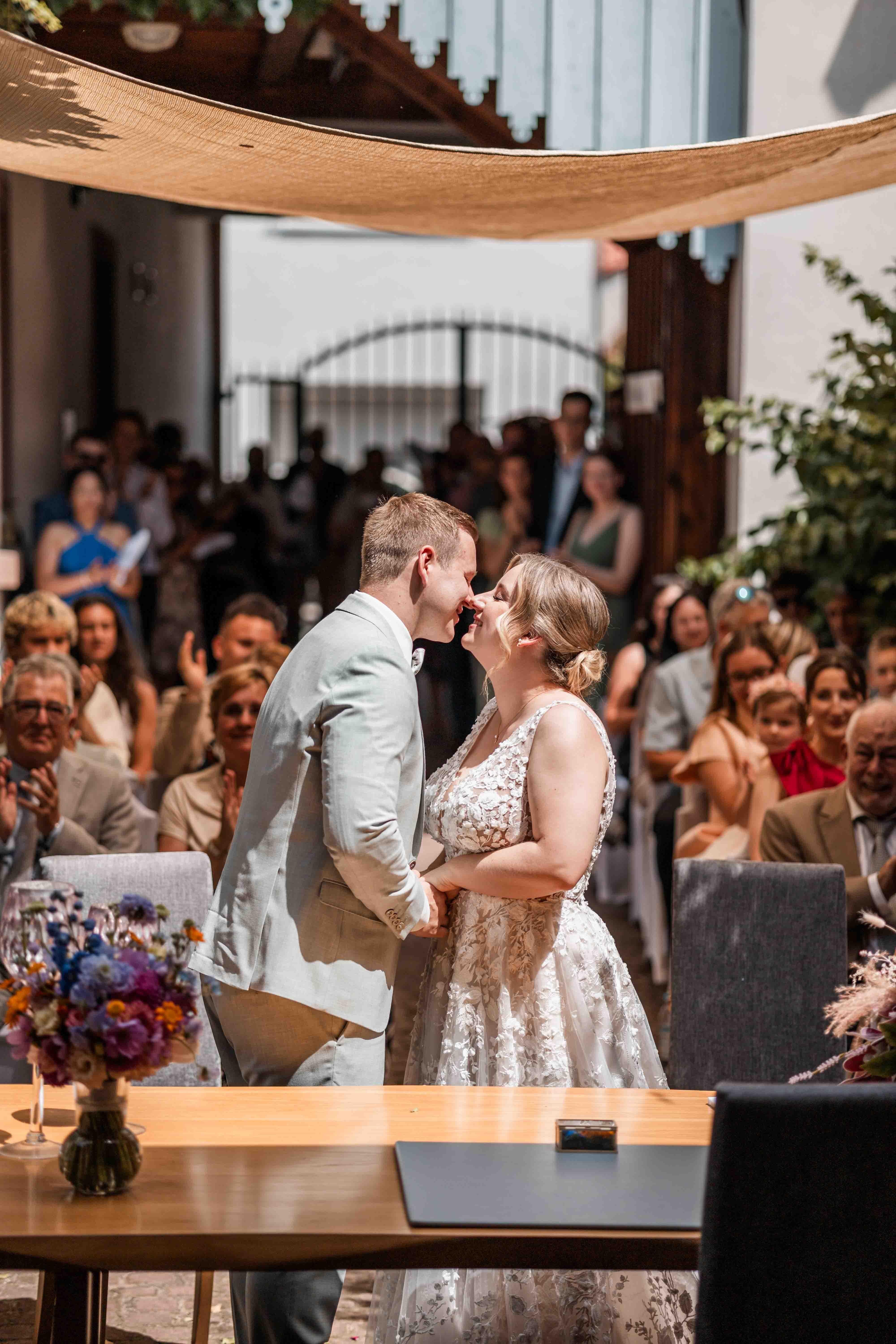 Hochzeitspaar Bokeria Mannheim - Fotografie und Videografie - Julie Weddings