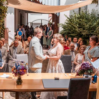 Hochzeitspaar Bokeria Mannheim - Fotografie und Videografie - Julie Weddings
