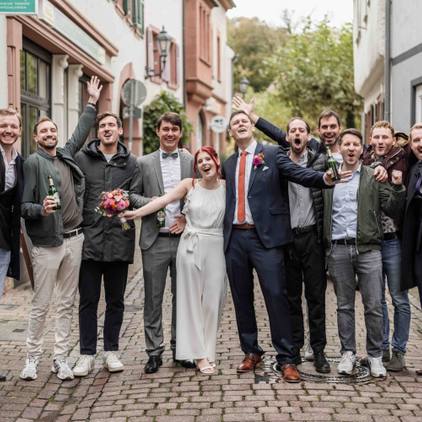 Hochzeitspaar Standesamt Weinheim - Fotografie und Videografie - Julie Weddings