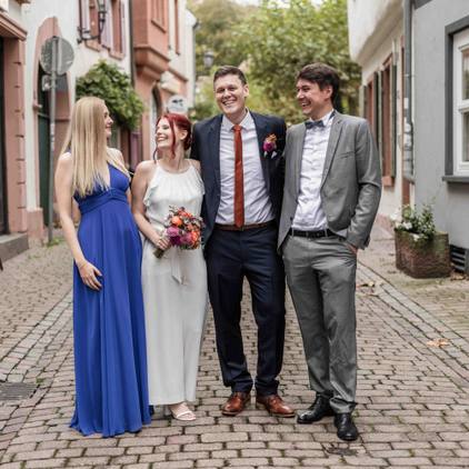 Hochzeitspaar Standesamt Weinheim - Fotografie und Videografie - Julie Weddings